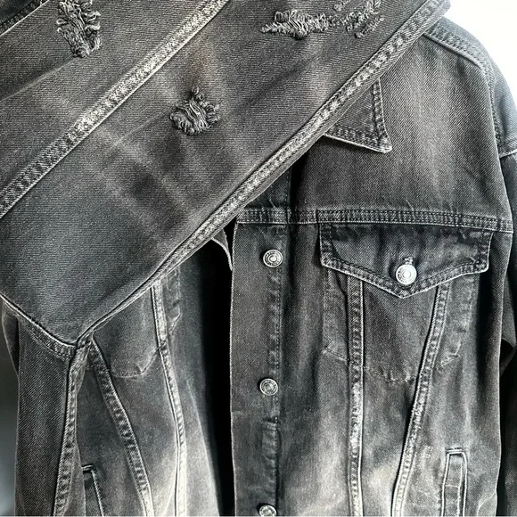 NWT Free People Washed Black Distressed Jolene Trucker Jean Jacket Medium - Picture 5 of 7